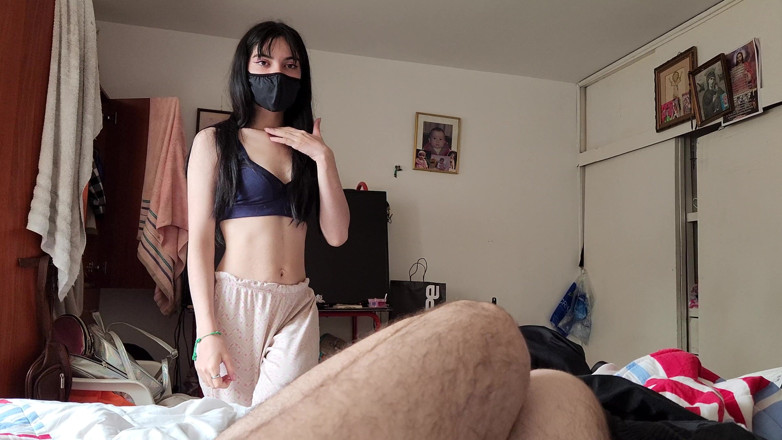 Jopy sex: Sein stiefbruder findet ihn beim masturbieren und bittet ihn, sie...