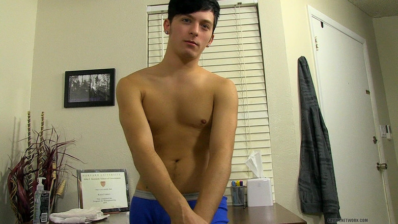 Teach Twinks: Sul set con Ryker madison