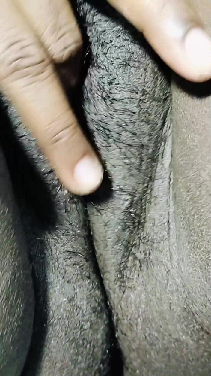 Busty WifeNo1: मेरी पत्नी असली कॉल ऊँगली साझा करती है