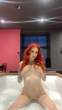 Used the Hugs Baths in Warehouse-x for the First Time! I Like My Hair Here Hehehe