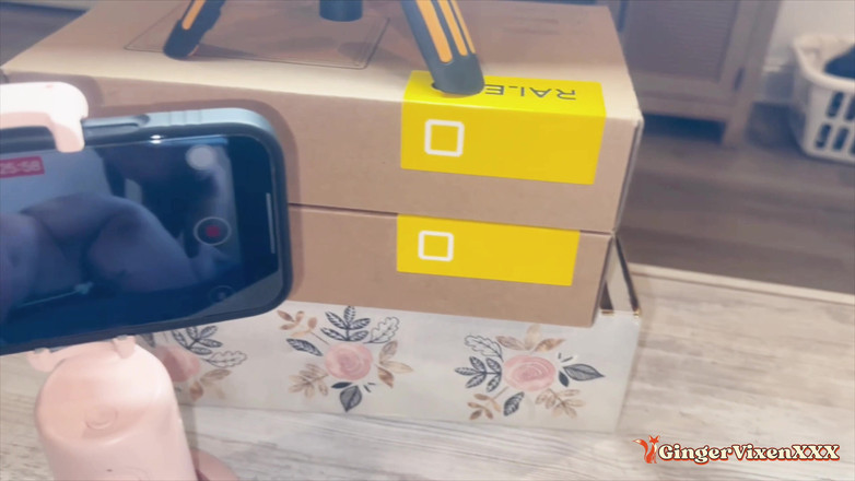 GingerVixen.XXX: Consolador anal y un bbc