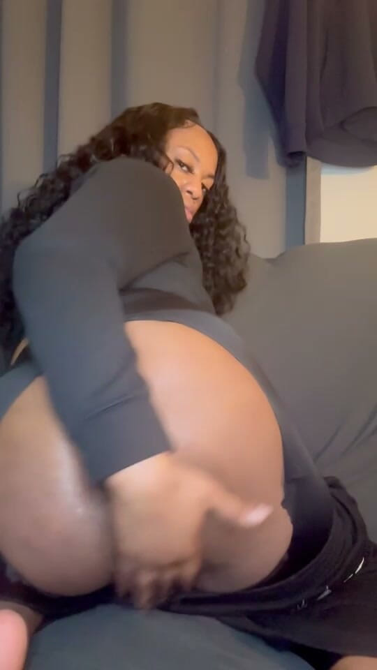 Harley Harper: Vaše Oblíbená Děvka