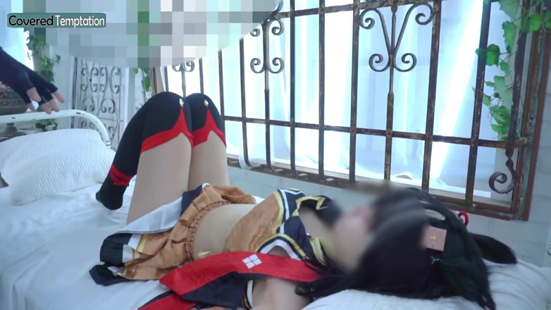 Sky Angel: Cosplay wanita dewasa seks bertiga dengan dua adegan kumpulan pasangan