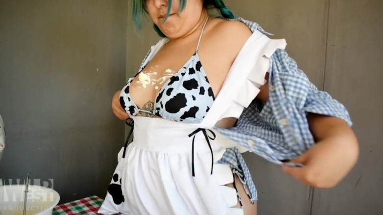 WildWestProduction: Cyan cowgirl