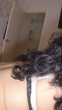 meri patni ki adbhut gand aur bari choot hai. mainne use tab tak choda jab tak mainne use viry se nahin bhar diya.
