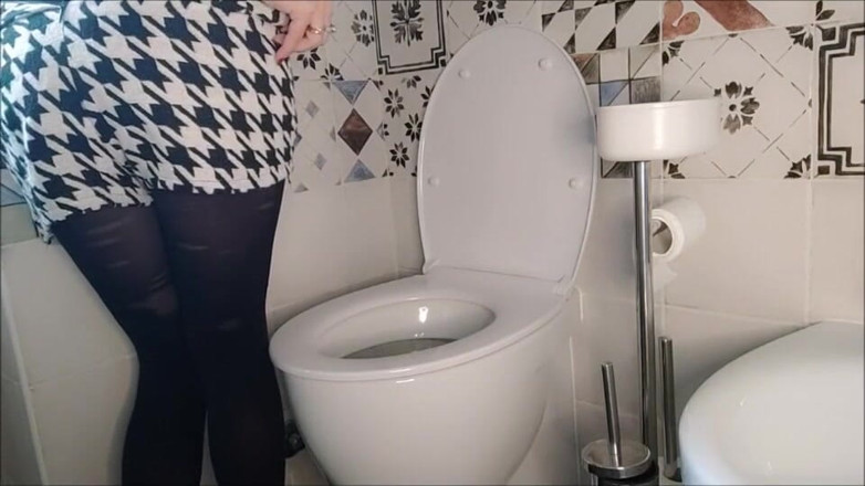 savannahamatoriale: Pișare și multe altele cu Lavinia