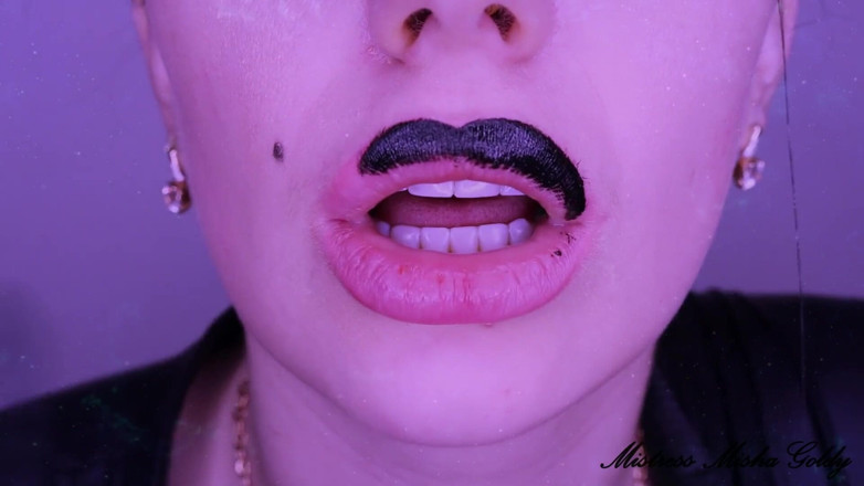 Goddess Misha Goldy: Le labbra nere lucide ottengono il totale controllo di te!...
