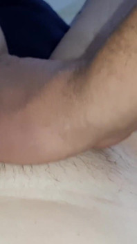 Ich ficke eine Amateur-MILF mit einer geilen muschi.