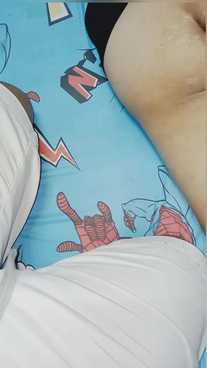 Matambok12: Stepdad Sneaks Into My Room and Ended up Fucking Me...