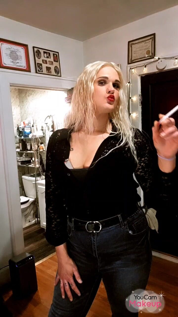 Darkfetish2k: Ibu merokok sebelum berkongkek