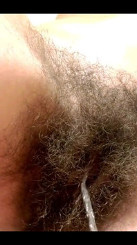 Pee with Pussy Wide Open in Close-up