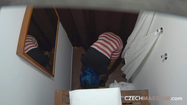Czech Massage: Česká masáž 39: Goth Babe si plní své nejtemnější touhy