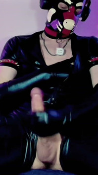 Solo Cam Slow Tease Builds Electric Tension