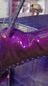 เดโบมิแนทริกซ์ อีวา ละเท็กซ์ เฟมดอม เฟติช รองเท้ายางม่วง ตูดใหญ่ มิลฟ์ BDSM โซโล่ เย็ดเครื่องจักร รองเท้าส้นสูงร้อนๆ
