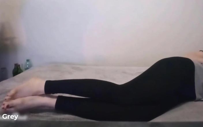 Miley Grey: Sexiga fötter &amp;amp;ben sammanställning vol. 2 - milgrå