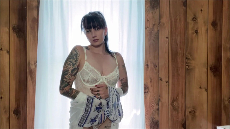 Miss Morticia: Non Nude Spell