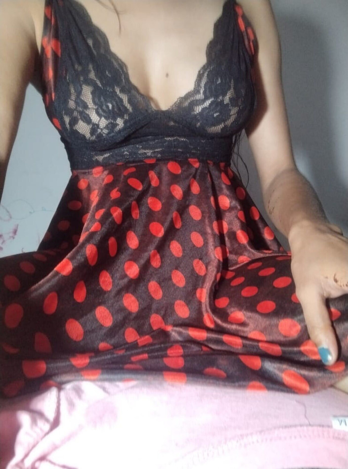 YOURANSU: Ragazza del college calda prende una banana nella sua figa...