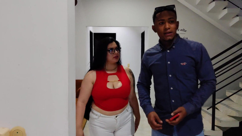 Rioc69: Minha esposa me pede para entrevistar a nova empregada e...