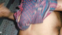 Shopna25: Güzel teyze bugün banyo yapıyor