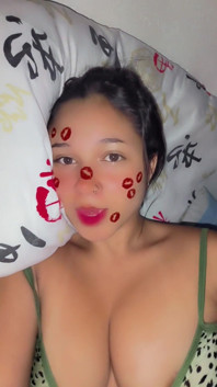 Give Me a Kiss Honey