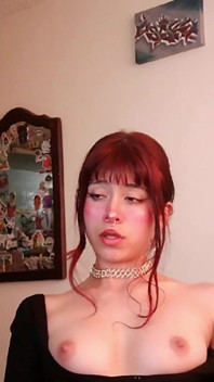 Latina sensual masturbação nua no quarto