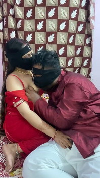 Karwa Chauth, am futut fundul soției mele cu inimă dulce