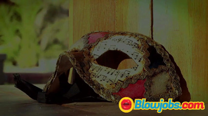 Oblowjobs: Большой член для двух блондинок-шлюх с маленькими сиськами