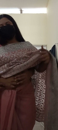 Videoclip sexual cu fată frumoasă fierbinte din Bangladesh