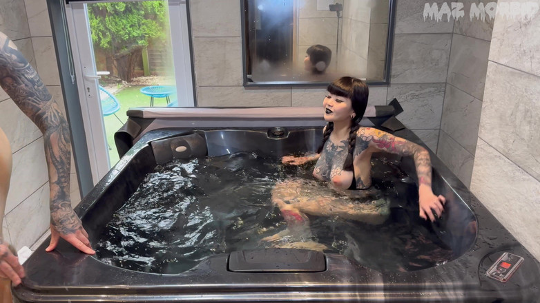 KinkyFemdomTV: Wanna z hydromasażem ustalanie 4K Ft Mistress Patricia Maz Morbid
