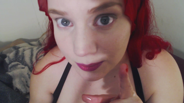 Scarlet Vixen: Fetiș cu fumat cu ulei, joacă cu sărutări