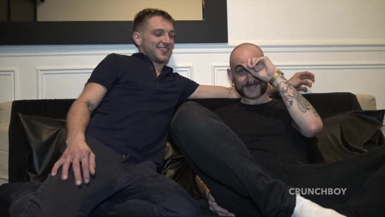 Gaybareback: Tom Yadris dikongkek tanpa kondom oleh Romantik