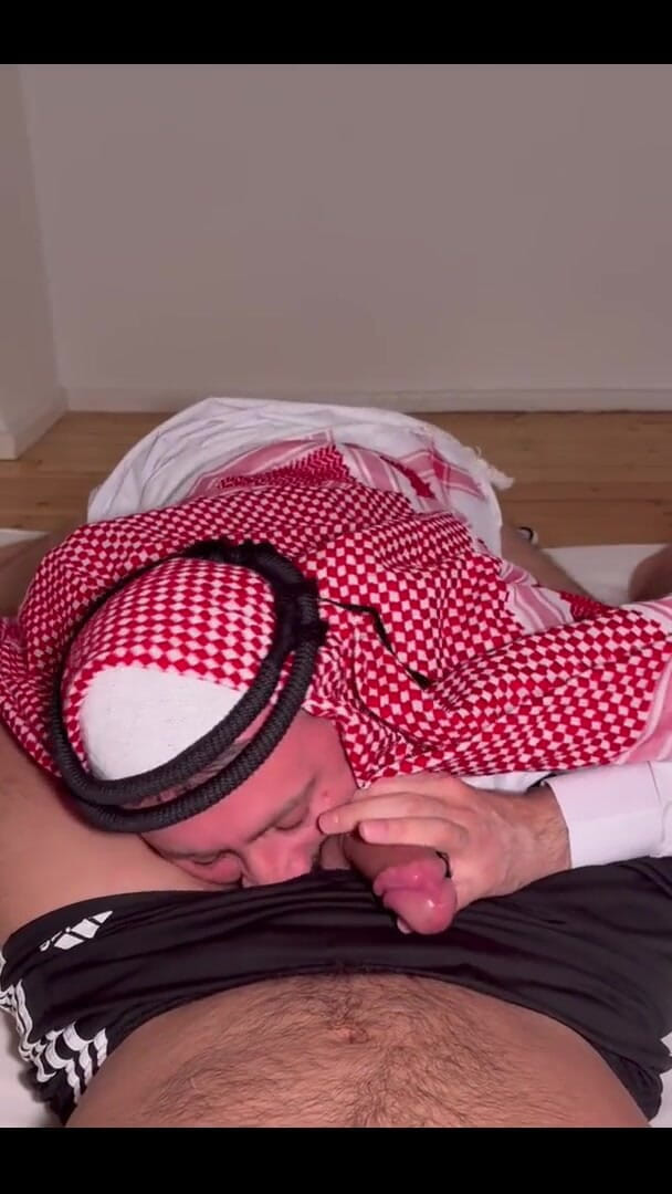 Massive daddy xxx: shekh ki bare sautele pita dvara chudaee