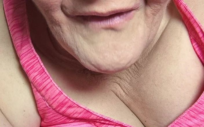 HerculesnVENUS: Babička se nepohupuje, ale na jejím vnukovi, péro Hoppin
