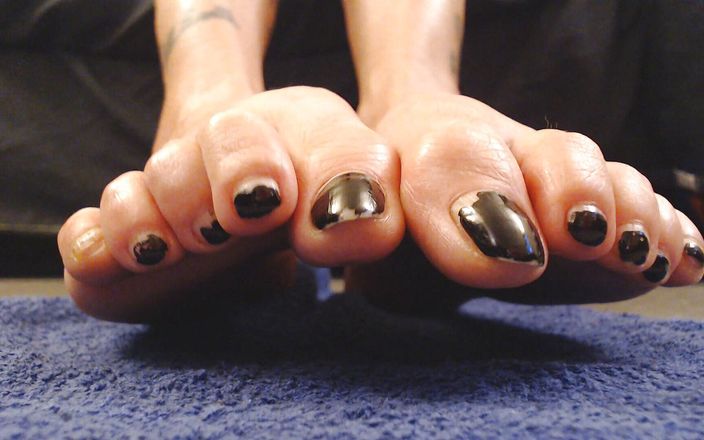 TLC 1992: Dedos oleados bagunçados polonês dedo do pé curvado
