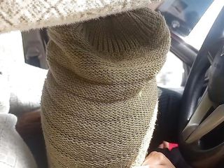 Punitkhatri: Nyepong kontol di dalam mobil dan ngentot di rumah