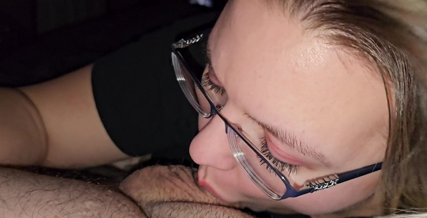 Funhousewife69: He Feed Me His Cock Hard Watch Him Grab My...