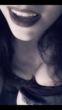 A Little Bit of Stepmommy Roleplay While Sexting