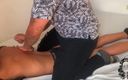 Dra Ebony: Une demi-sœur excitée aime le massage
