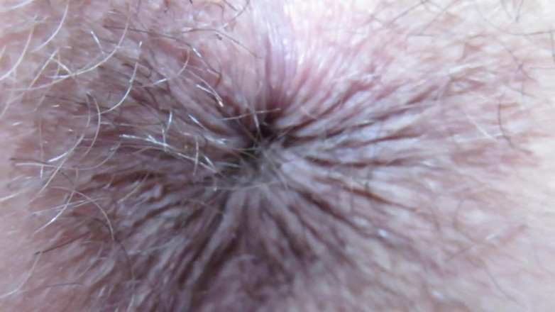 Cuteblonde666: Extreme close up on my winking asshole