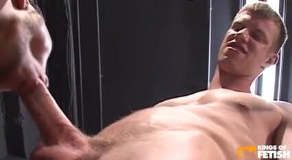 Gay Diaries: Skupina chlapů si vyměňuje nálož po vzájemném kouření