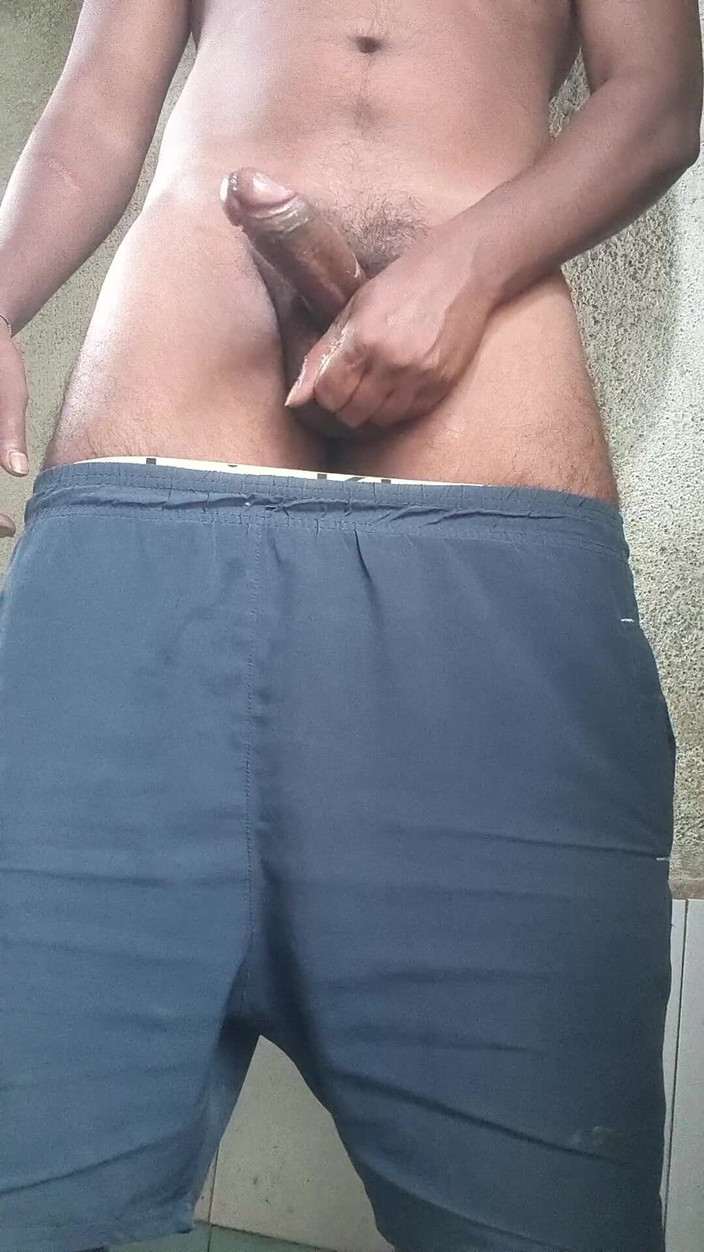 Needajob: 내 두꺼운 페니스 친구를 빨아
