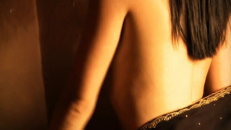 Bollywood Nudes: 데바 데시스 벨리 댄스