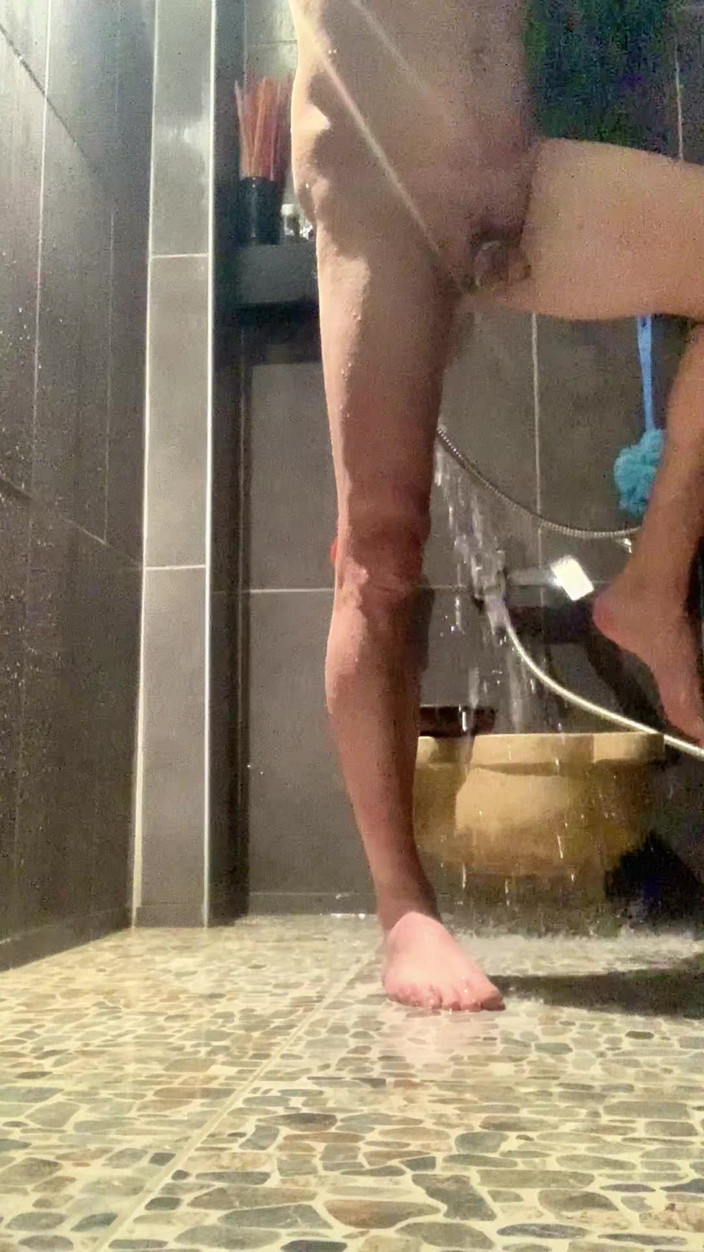 cd_aysemmm: Sperma îmi țâșnește din cur