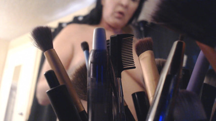 Abby Anna: Giantess hiding in my vanity