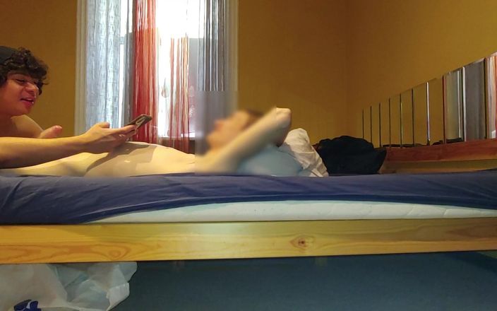 LeoTeenLatinos: Měla jsem sex s Hung Twink ve Frankfurtu - Thieler