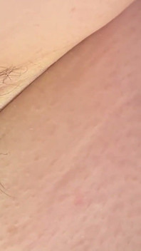 Pov bạn nhỏ bé và bên trong nách khổng lồ của tôi
