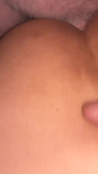 Estoy teniendo sexo anal por primera vez en mis 71 años de edad