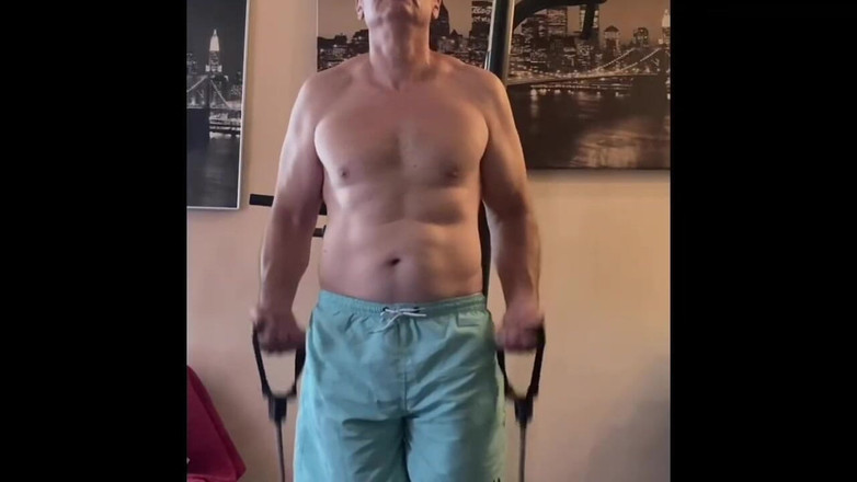 Alex Art: 映画・イン・ジム