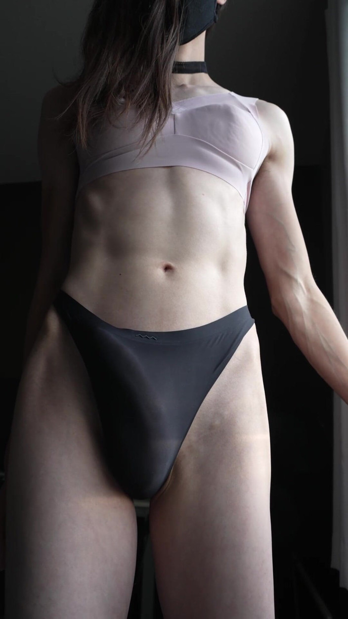 Mistress Mel: Finisco l'allenamento con te
