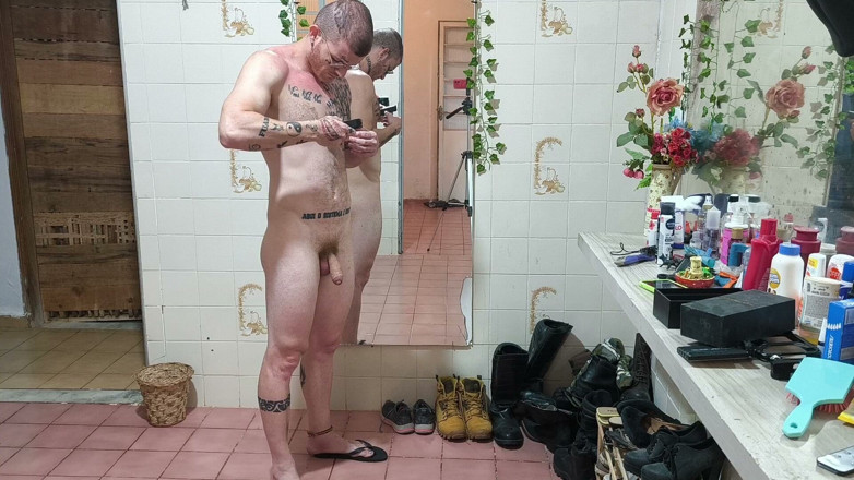 carmonaoficial: Smooth or Hairy?